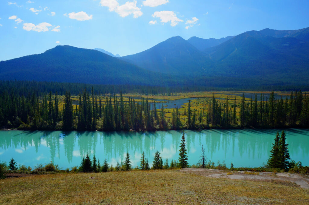 Canada_Icefields-Parkway_bergen_rivier